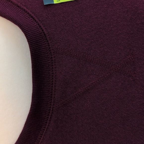 Tek Gear Women's Maroon Ultrasoft Fleece Sweatshirt NWT - Picture 4 of 6
